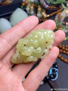 12【和田玉】黄玉如意吊坠