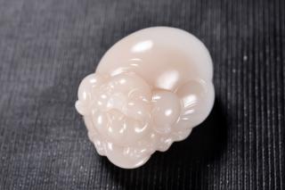 青海和田玉小众品种藕粉料,青海料中的暖色料,是个不错的选择