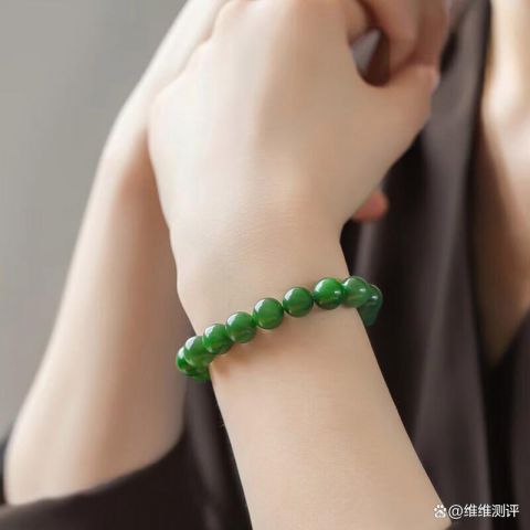 豆蔻时光和田玉哪个系列好些,选择适合自己的diy珠饰与藏品