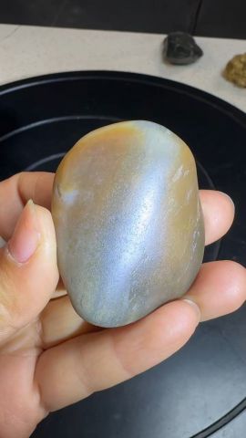 和田玉三色青花,重50克,380元不议