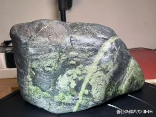和田玉墨玉青花山流水,重10.3斤,960不议